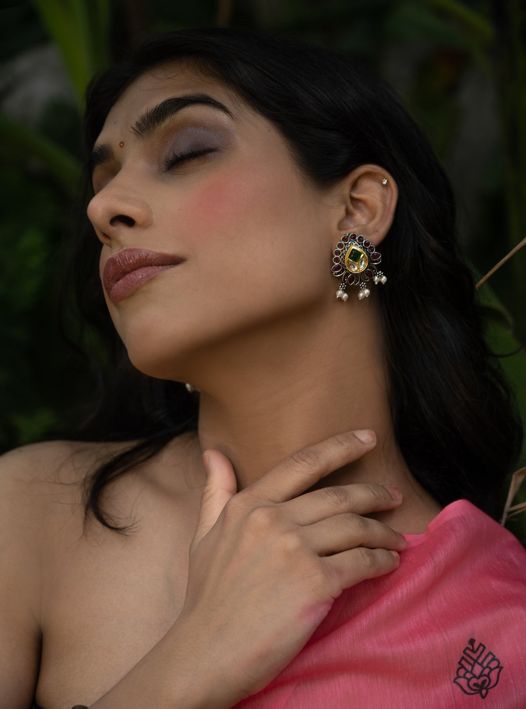 Ruhani Kundan Pearl Stud Earrings