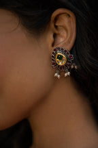 Ruhani Kundan Pearl Stud Earrings