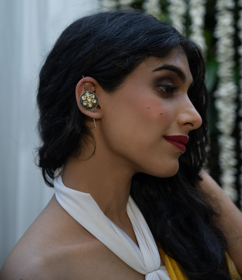 Noorvanshi Kundan Ear Cuff