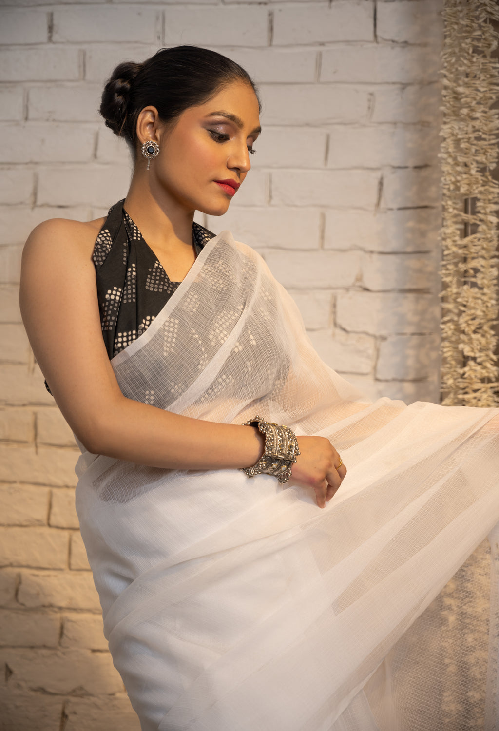 Ivory Noir Kota Saree